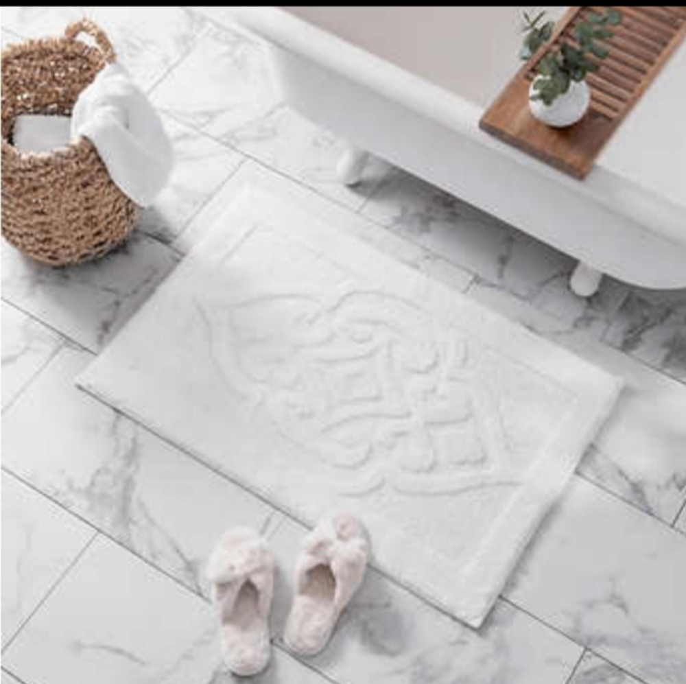 Welcome 100 %Cotton Sculpted Bath Rug